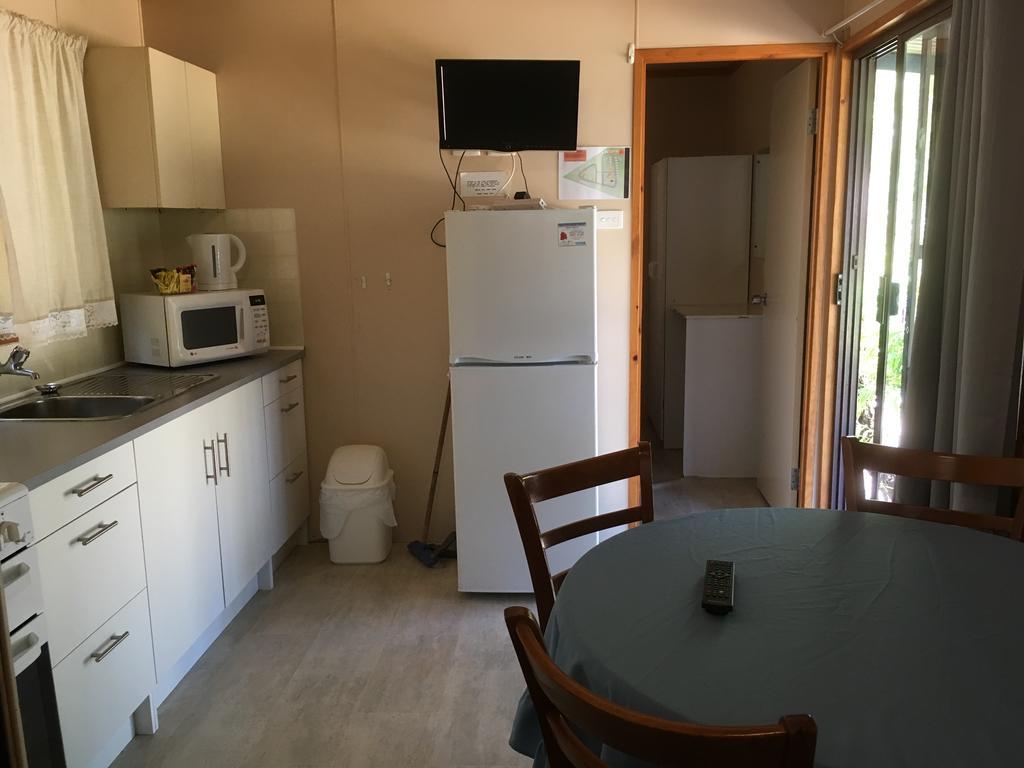 Pinjarra Caravan Park And Cabins Eksteriør billede