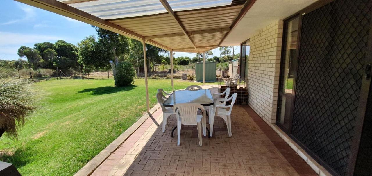 Pinjarra Caravan Park And Cabins Eksteriør billede