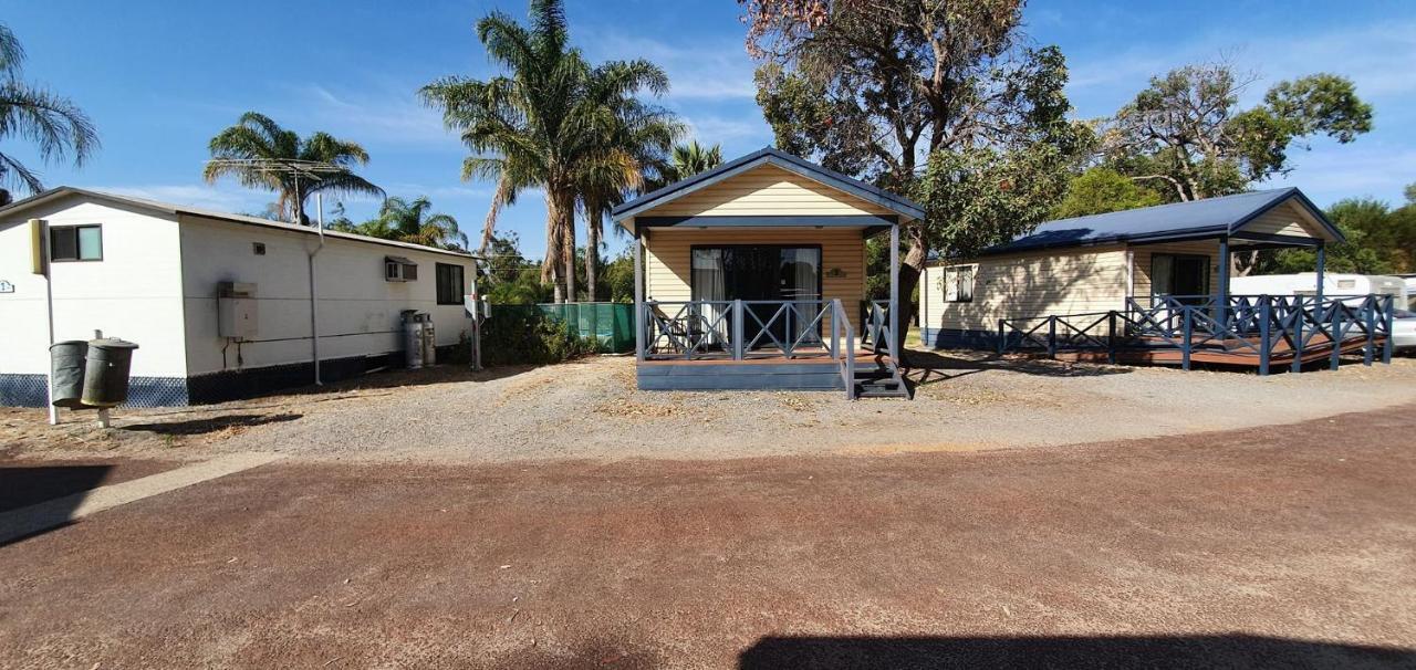 Pinjarra Caravan Park And Cabins Eksteriør billede